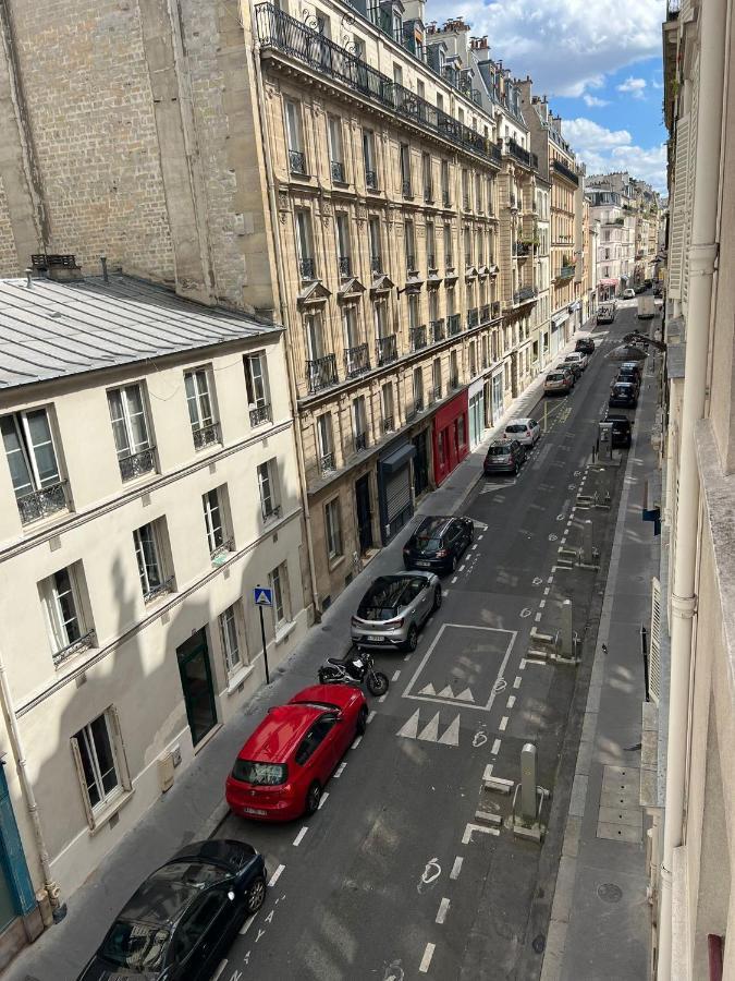 Studio Moderne Au Coeur De Paris Batignolles Экстерьер фото